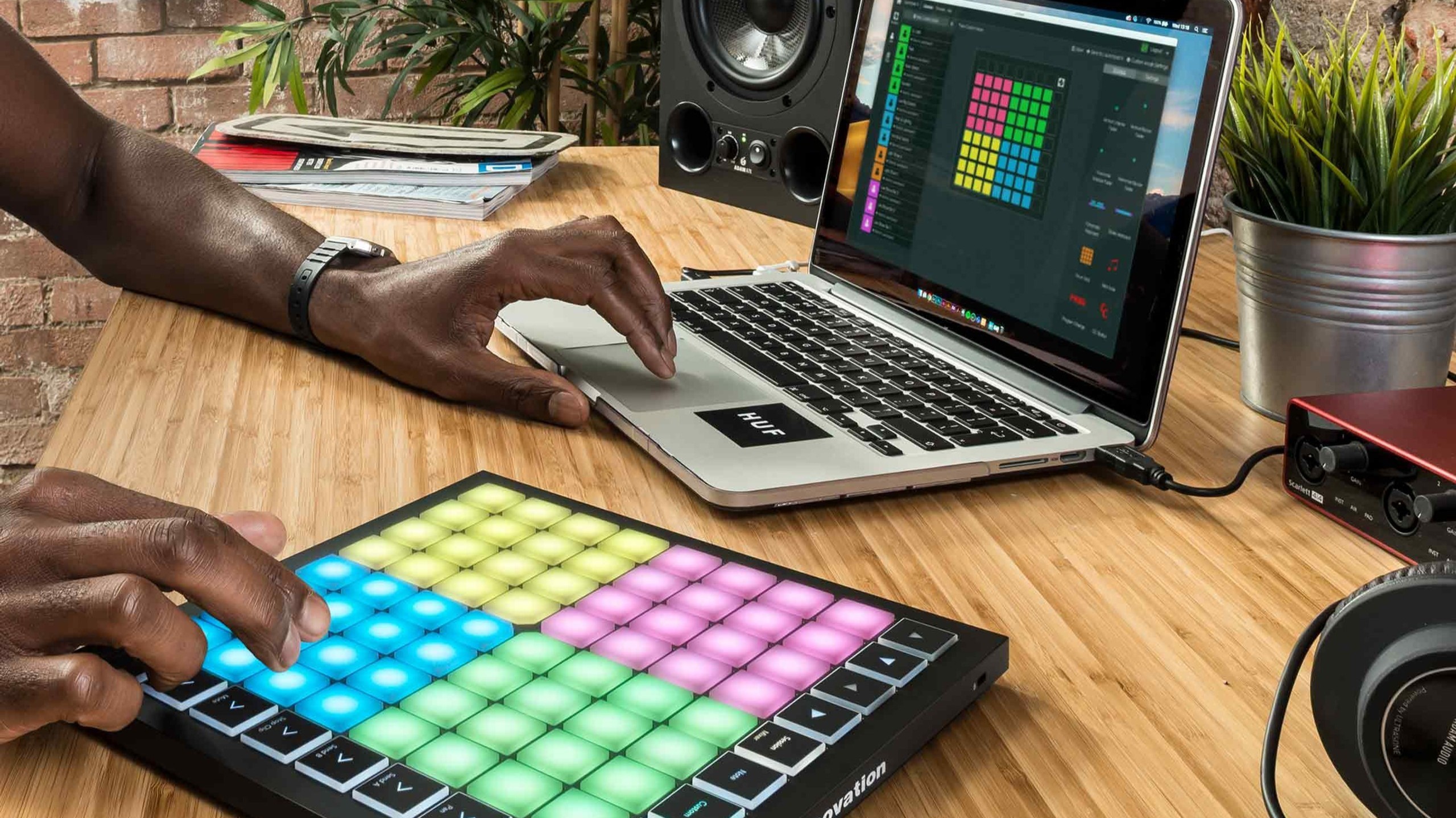 Novation Launchpad X | PA SOLUTIONS